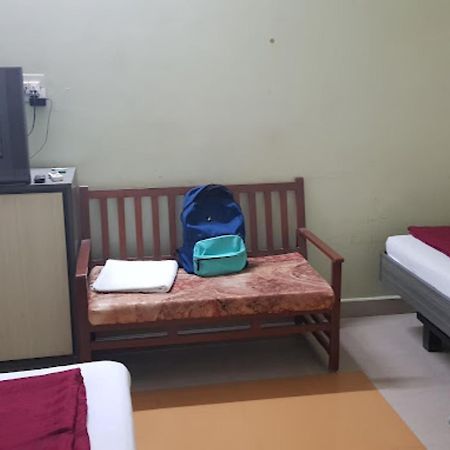 Hotel Anjali Palace Bhuj Bagian luar foto